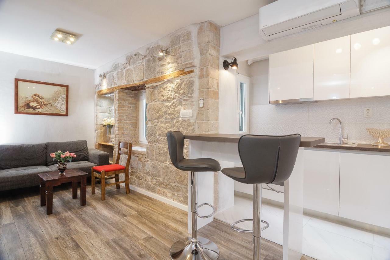 Stone Apartman Varos Split Eksteriør billede