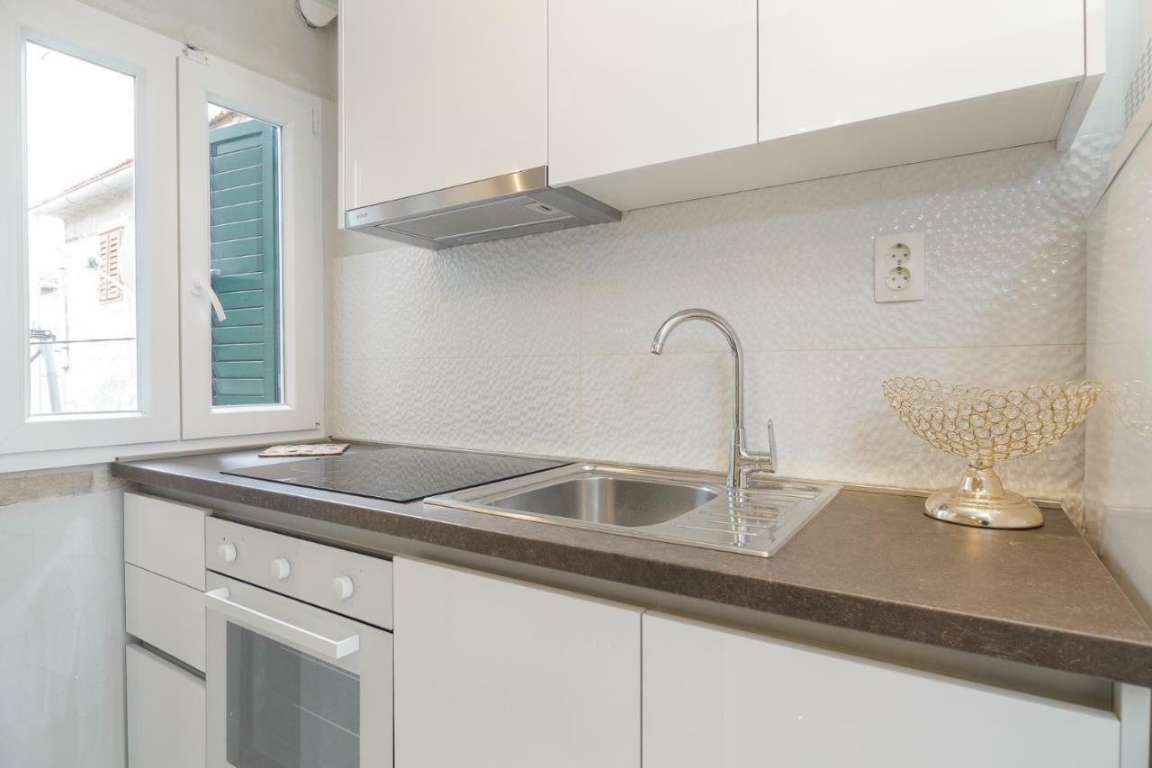 Stone Apartman Varos Split Eksteriør billede